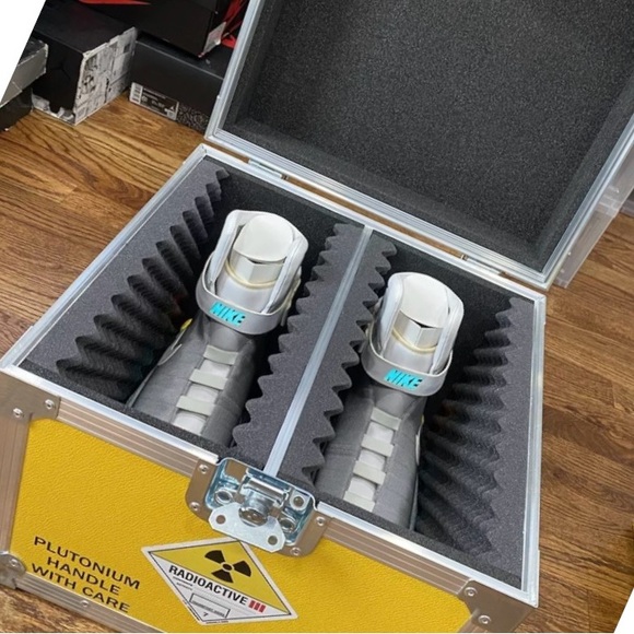 Marty mcflys legit and im open for trades its time for the mcdlys to fly - Picture 4 of 7